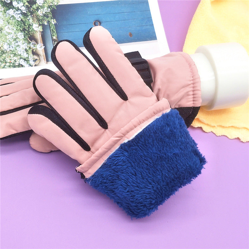 Padded ski gloves with buckle wrist strap, pink outer with blue plush fleece lining