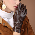 Brown leather women’s gloves, smooth back with pleated cuff band