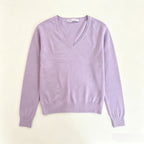 Women’s light purple V-neck fine-knit sweater with long sleeves and ribbed hem