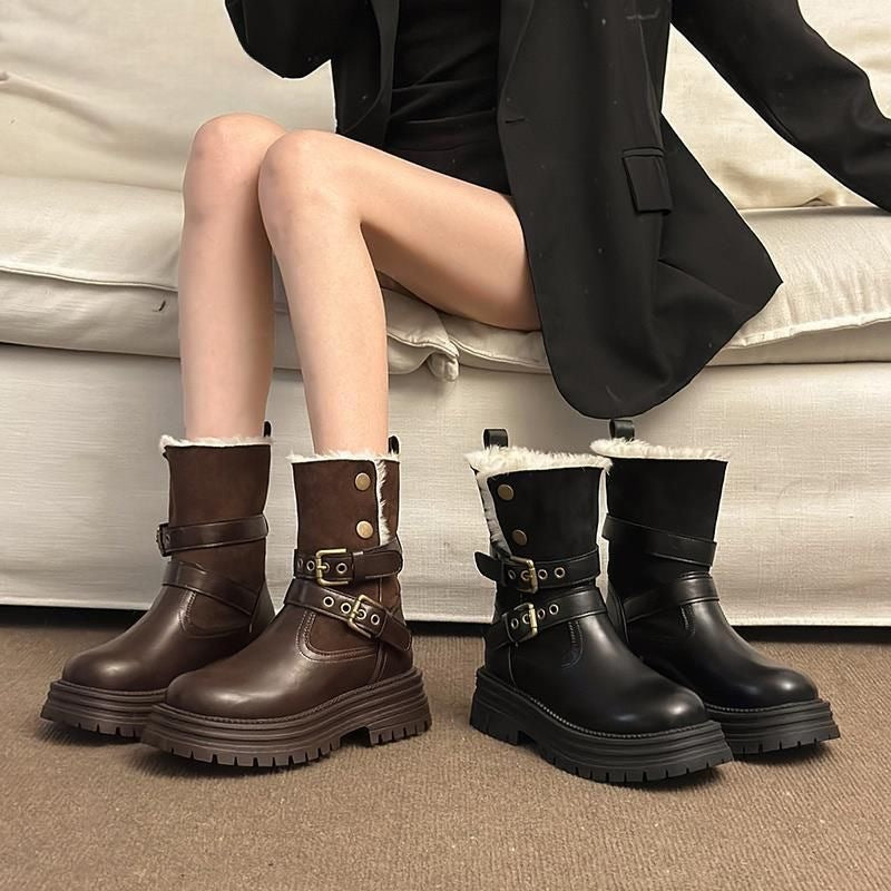 Platform winter boots in faux leather with faux-fur fold-over cuff and buckle straps (black, brown)