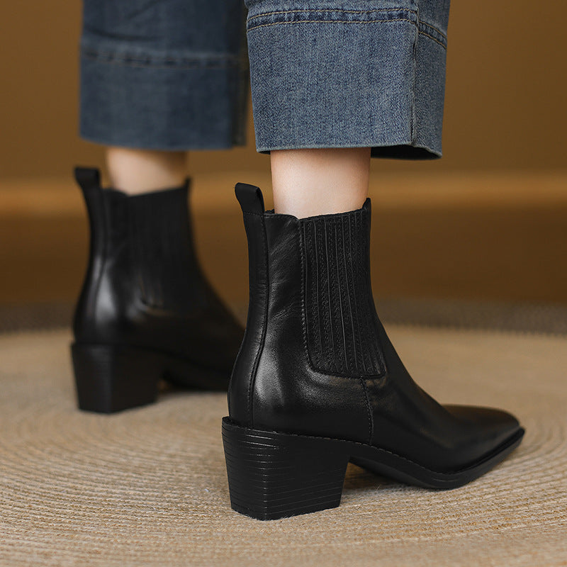 Black square-toe Chelsea boots with side elastic gore and chunky block heel