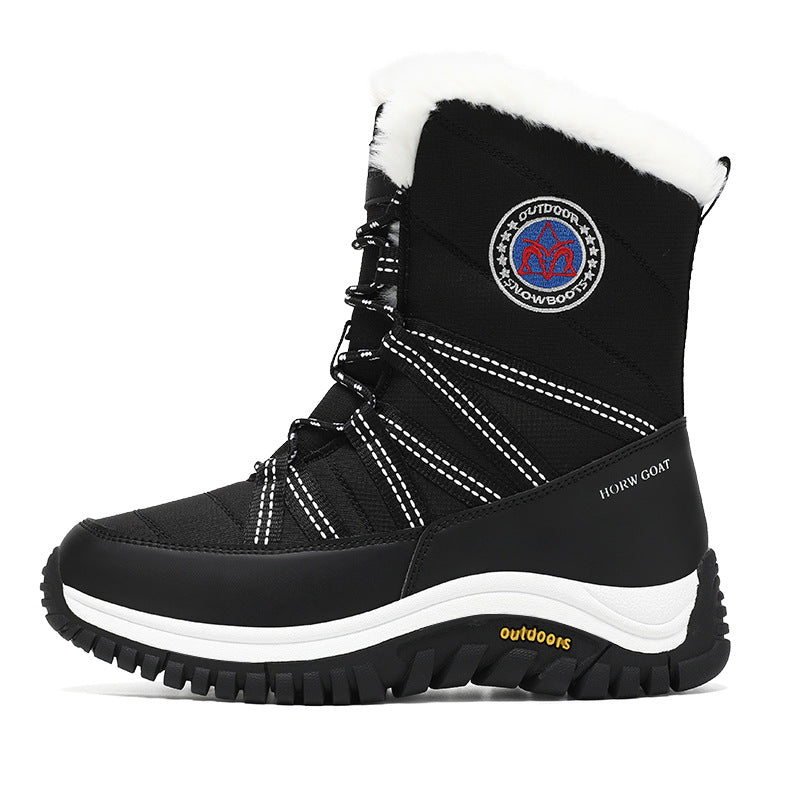 Women’s black mid-calf lace-up snow boots, faux fur lining and lug-tread sole