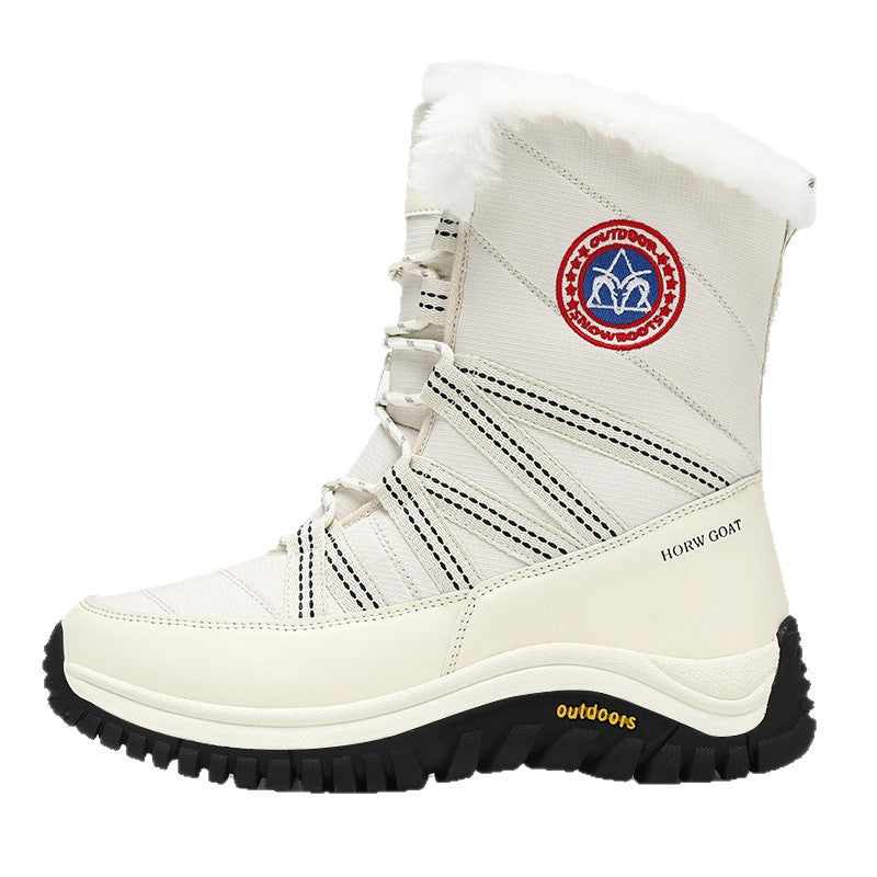 Women’s white mid-calf lace-up snow boots, faux fur lining and lug-tread sole