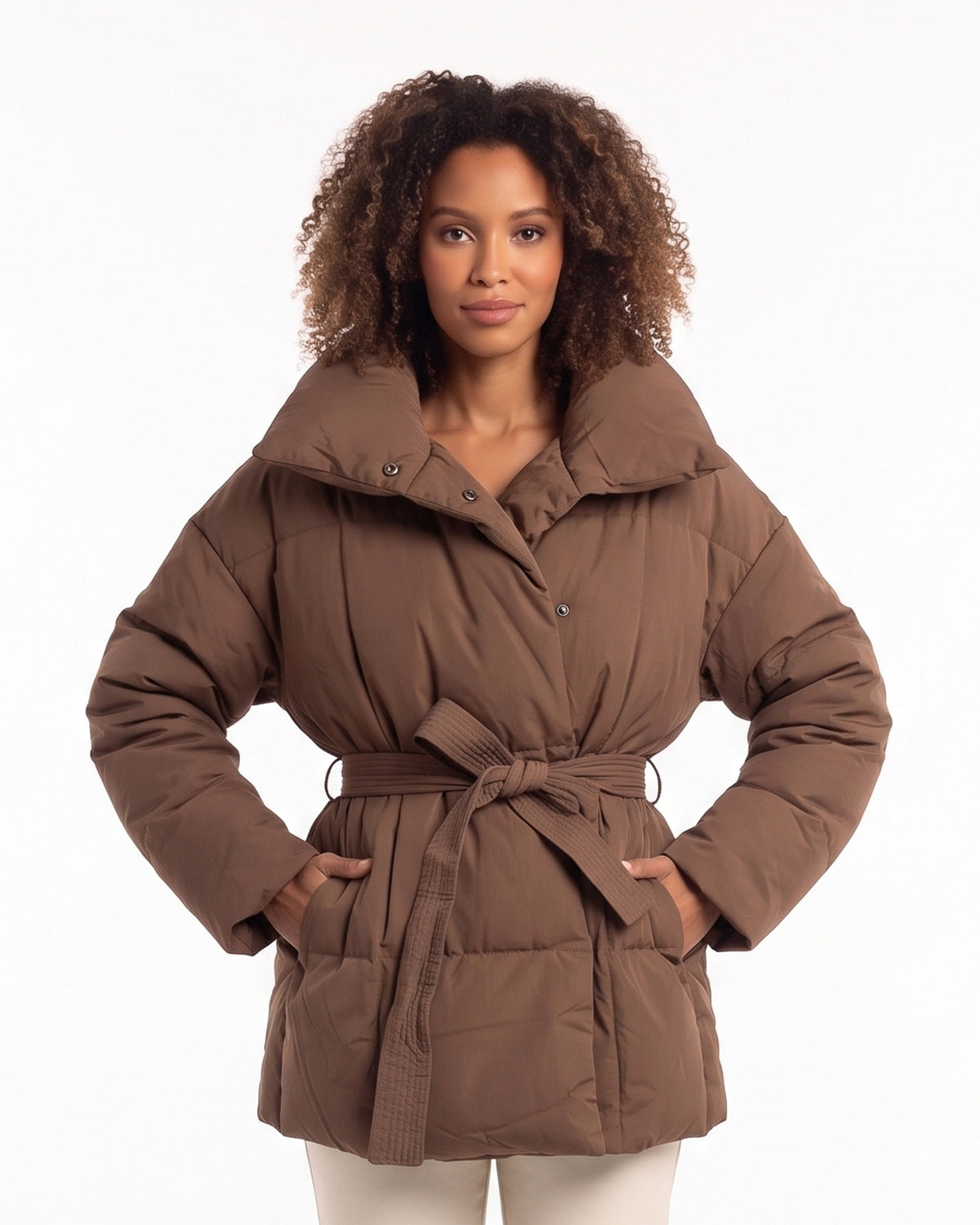 Women’s belted puffer coat in brown matte nylon with wide collar and tied waist