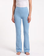 Women’s high-waisted flare leggings in sky blue, smooth fitted fabric