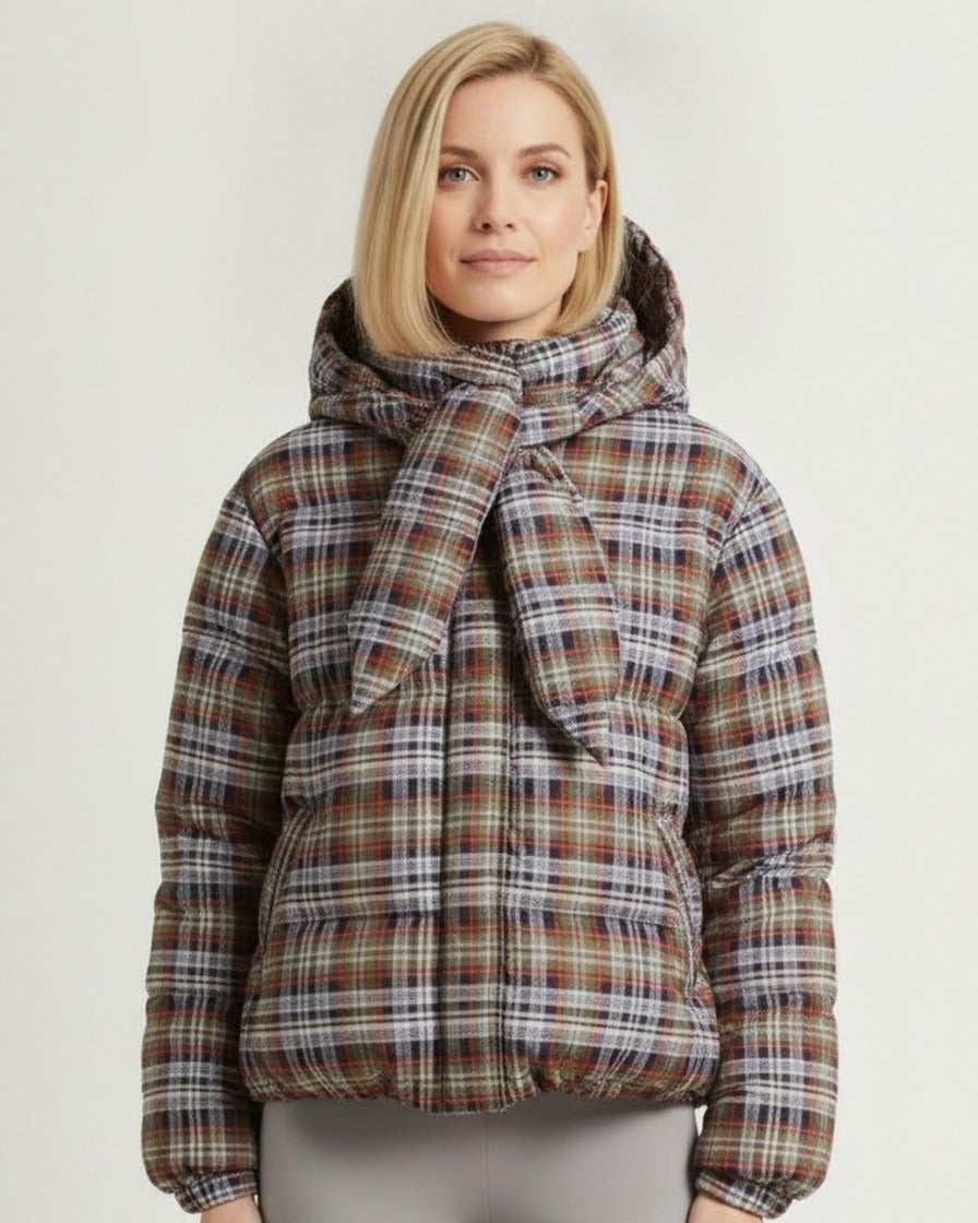 Plaid hooded puffer jacket with quilted pattern, full sleeves and front zip