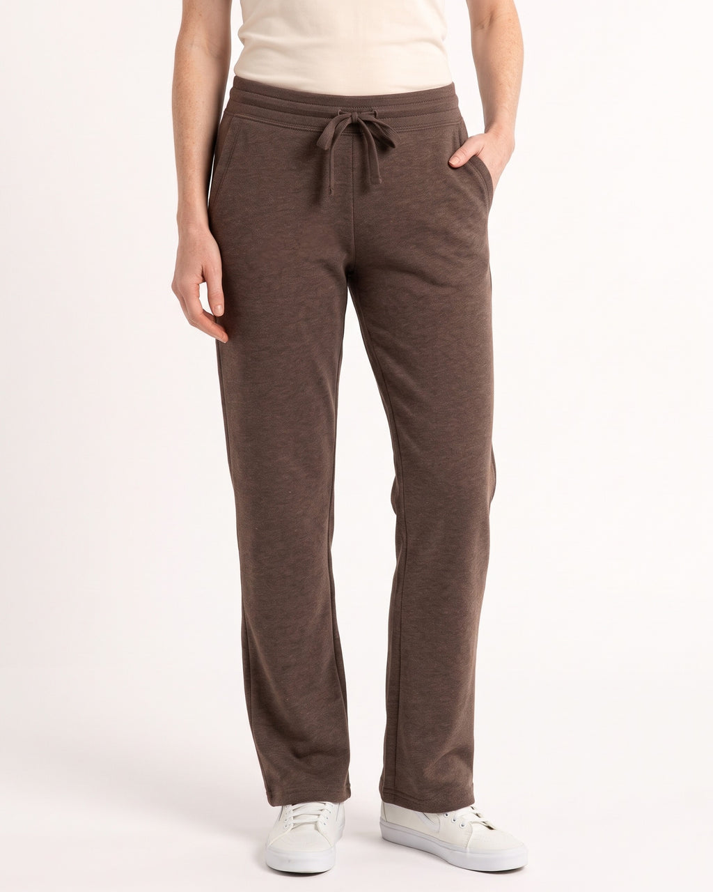 Women's brown fleece sweatpants with drawstring waist, open cuffs, side pockets